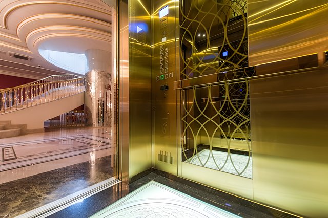 Elite World Business Hotel